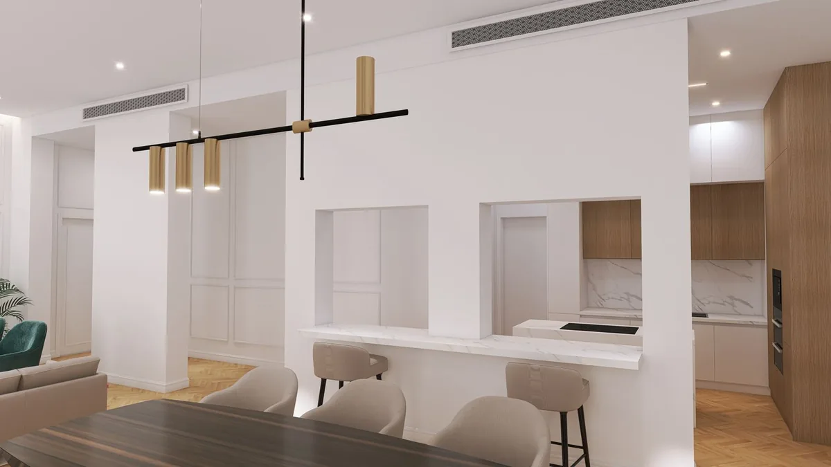 Circulation corridor with wall panelling and a mirror